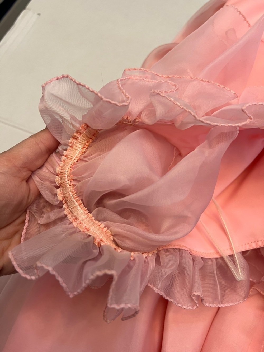 1970’s VINTAGE UNION MADE PINK RUFFLE COQUETTE BRIDGERTON STYLE GOWN DRESS - Picture 13 of 16